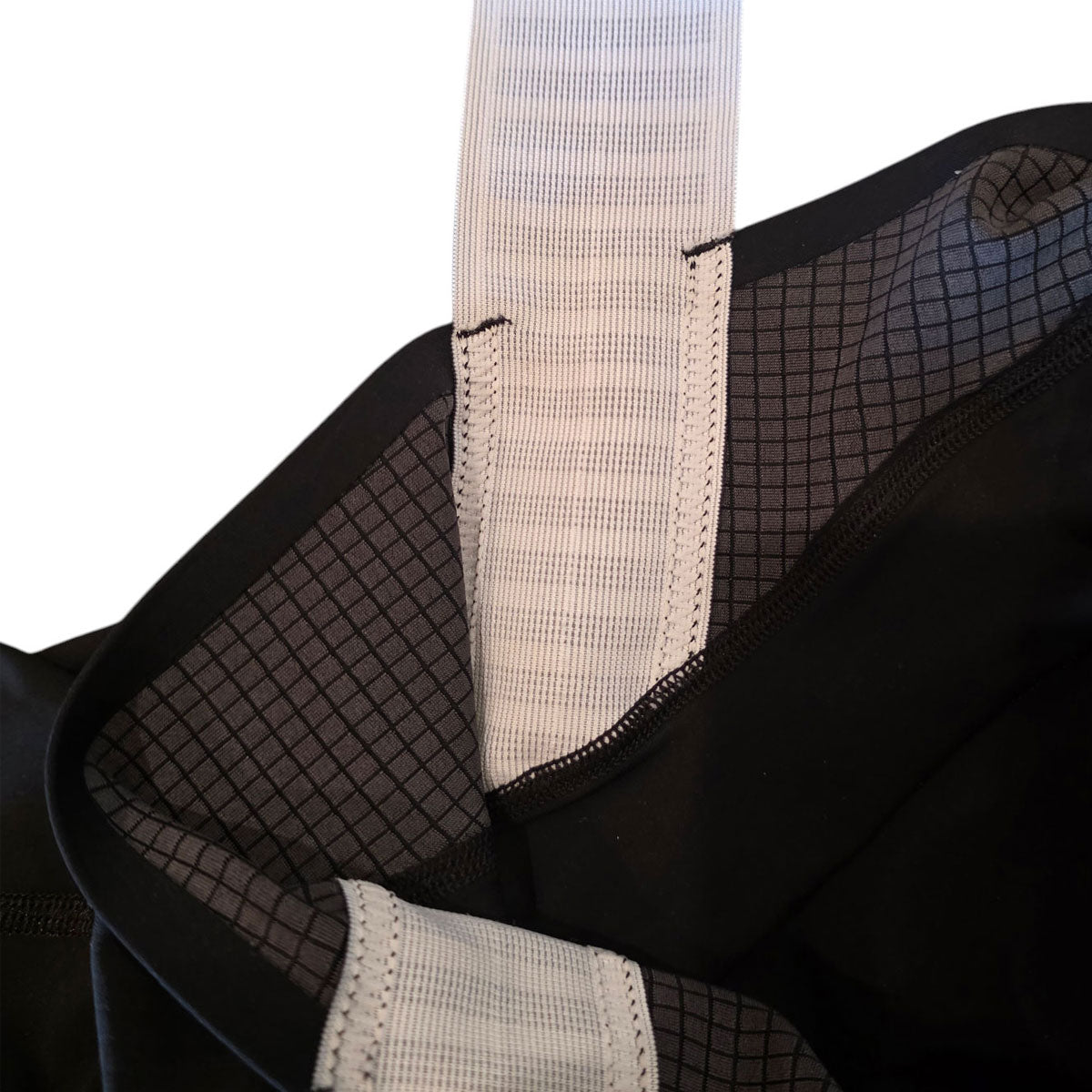 VeloPrima bib shorts waistband and shoulder strap placement for secure fit